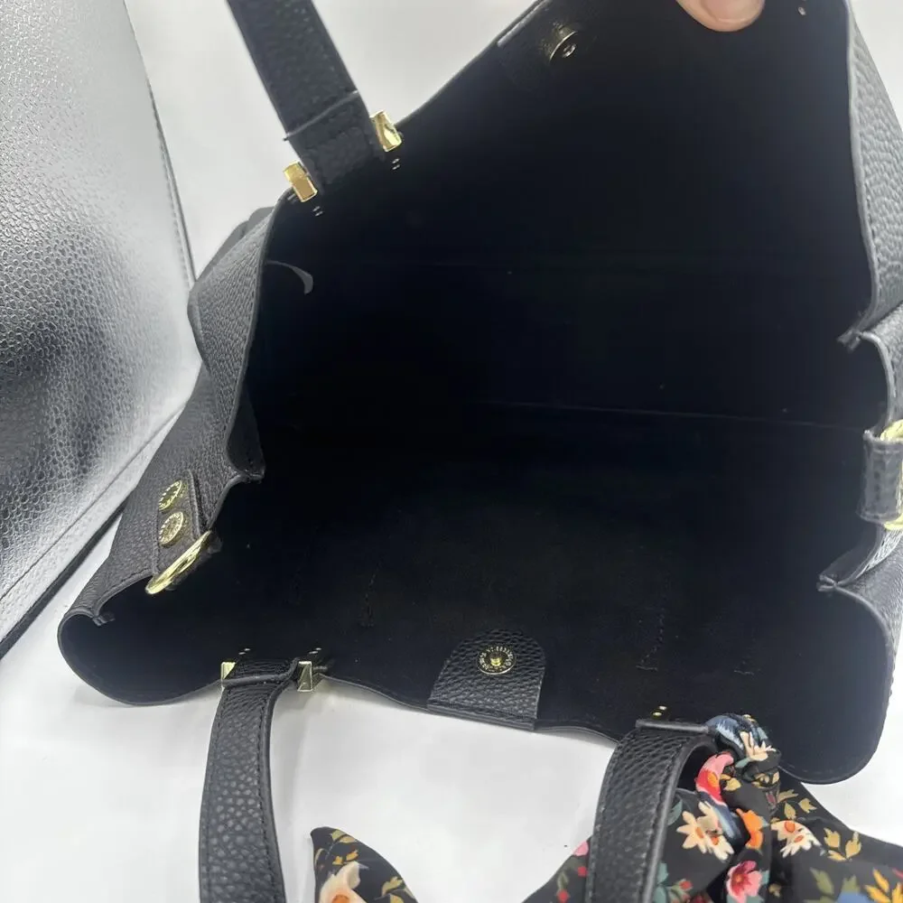 Steve Madden Logo Tote Bag Detachable Coin Wallet Gray Black Silver